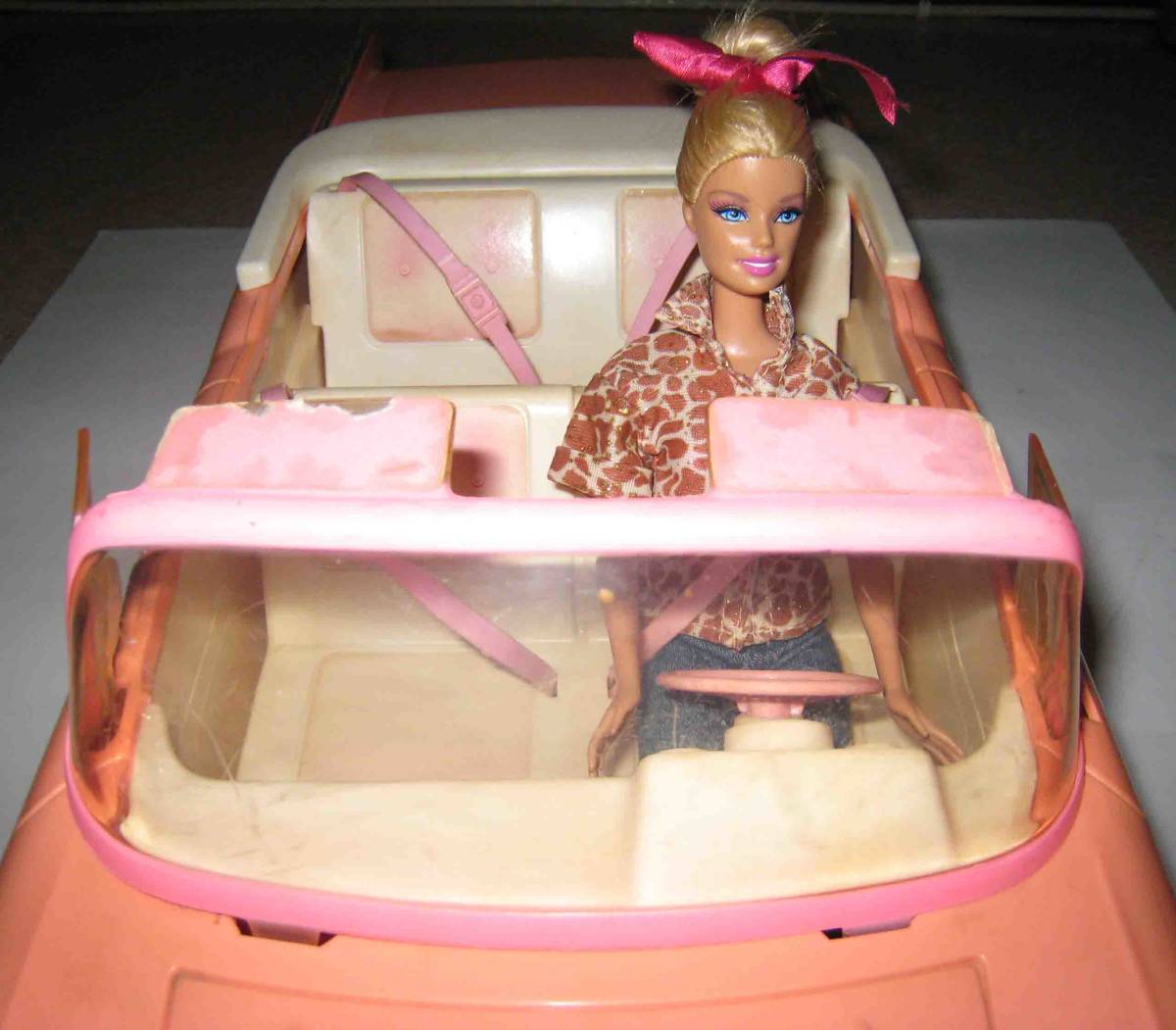 バービー人形の車 1/6サイズ シボレーベルエア 50’ｓ ★ バービー以外でもジェニーやクールガールにも使用可能！の画像2