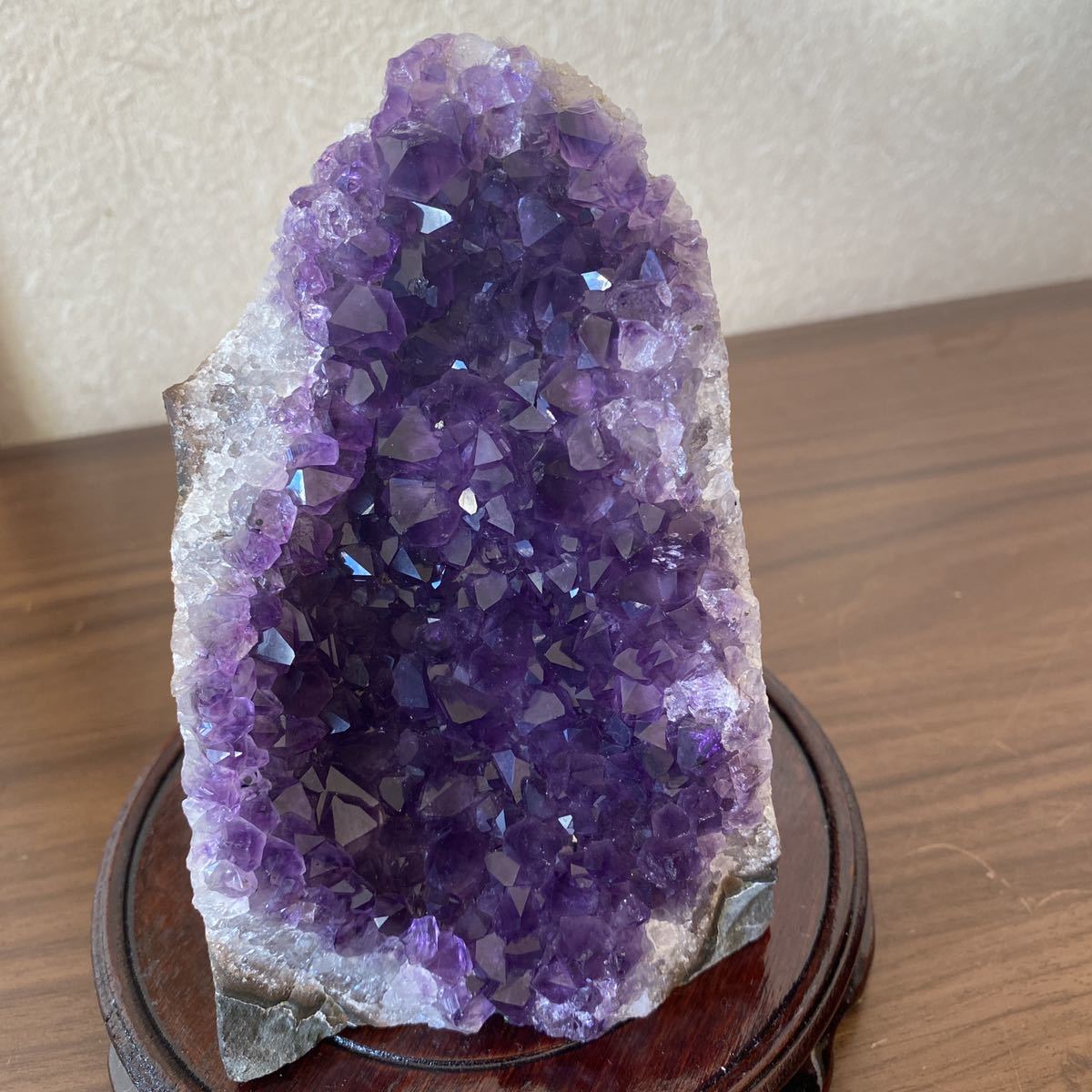 ヤフオク! - 【極上】ウルグアイ産アメジストクラスター原石(幸運水晶