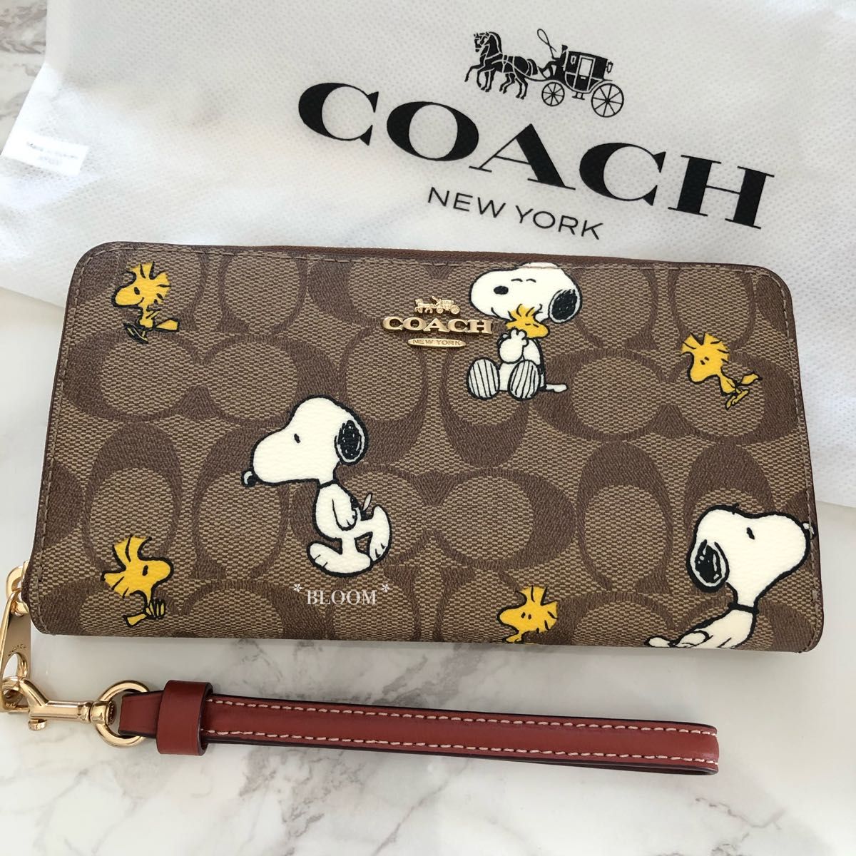新品未使用 COACH コーチ スヌーピー コラボ 長財布 人気 完売品 新品未使用 COACH コーチ スヌーピー コラボ 長財布 人気 完売品