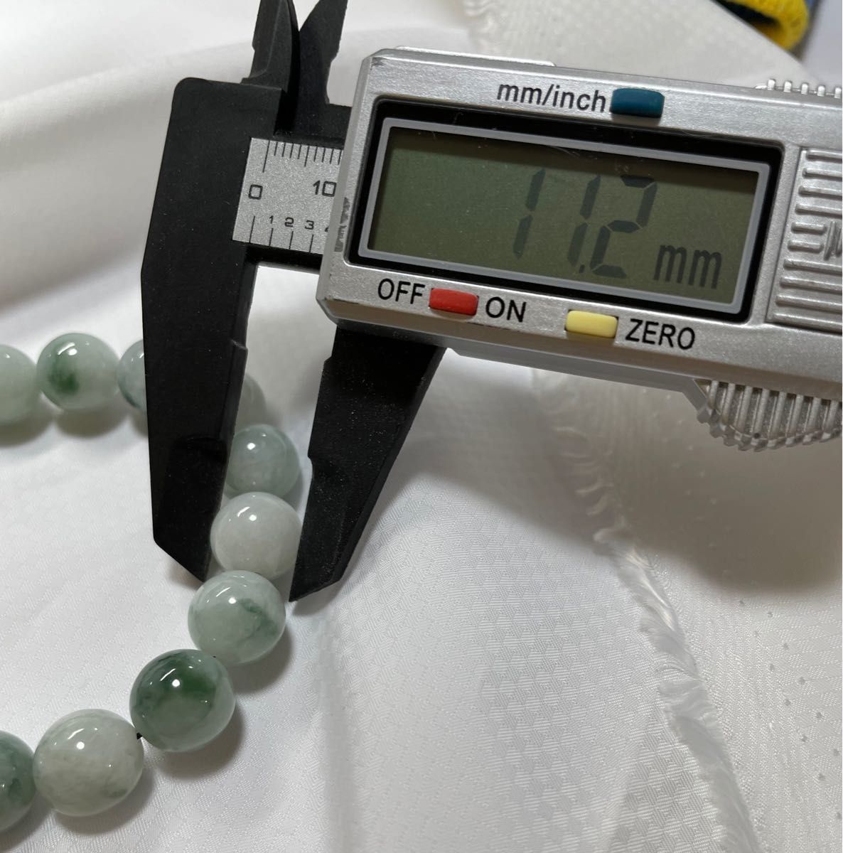 新品 未使用 本物 翡翠ブレスレット 天然石 淡い緑 コレクション 高