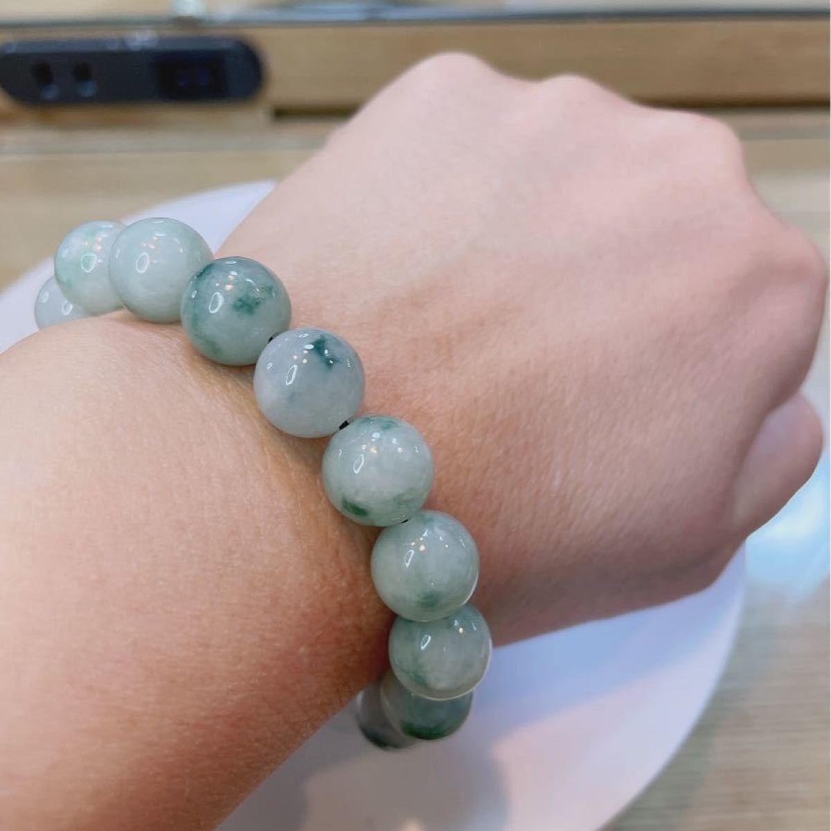 新品 未使用 本物 翡翠ブレスレット 天然石 淡い緑 コレクション 高