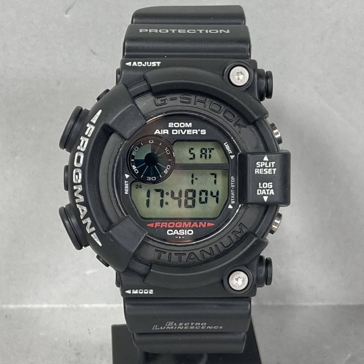 冬の華 【⭐️レア❣️美品⭐️】MAN IN BLACK フロッグマン DW-8200Z