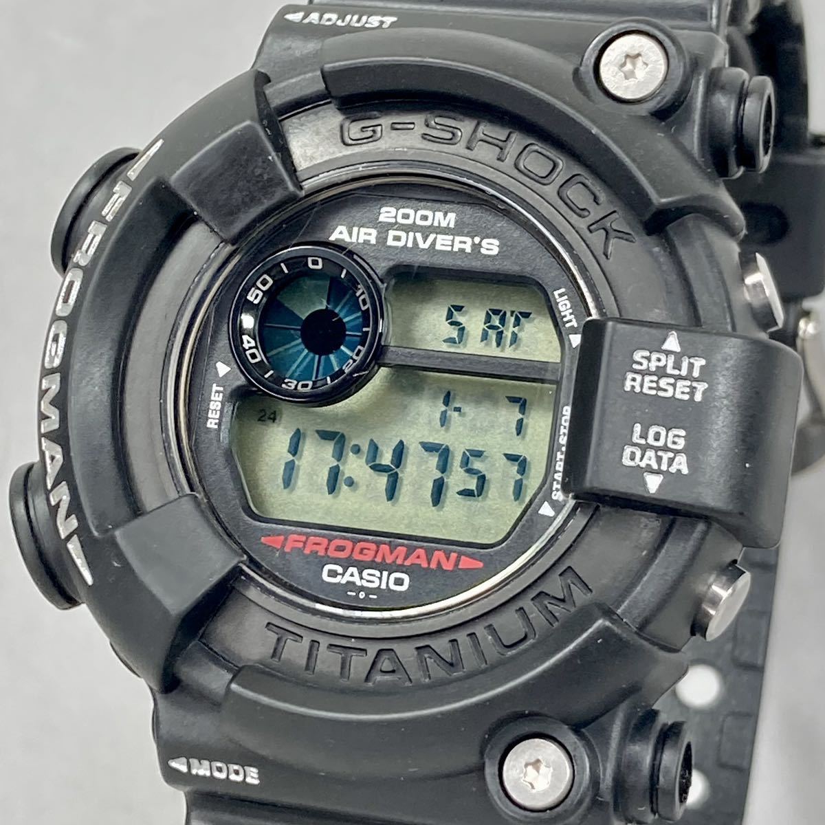 Yahoo!オークション - 美品 CASIO G-SHOCK DW-8200Z-1T