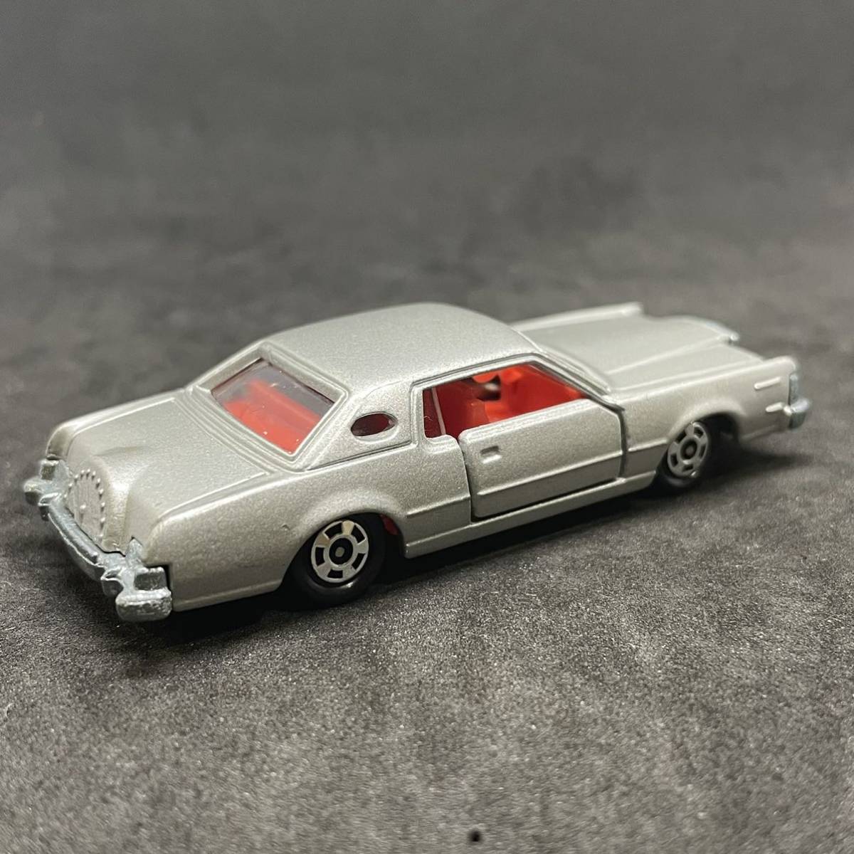 トミカ FORD CONTINENTAL MARK IV - 通販 - comlinktech.vn