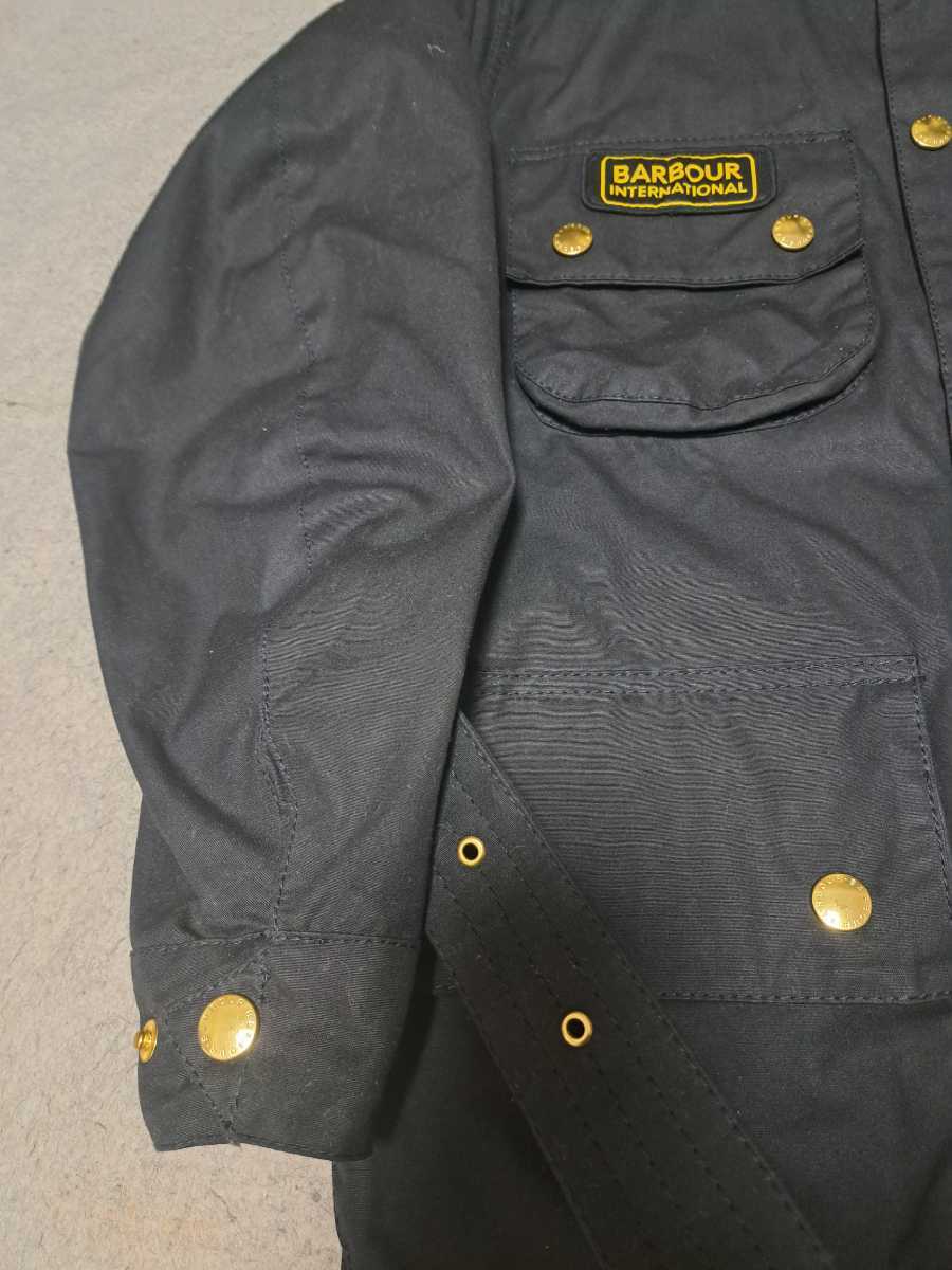 ほぼ新品 34 バブアー インターナショナル 黒 barbour international