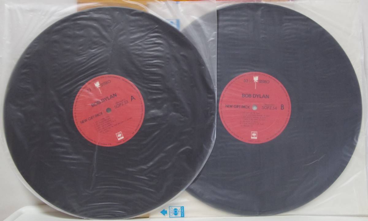 中古LPレコード簡易洗浄済み：NEW GIFT PACK / BOB DYLAN(ボブ・ディラン)　(国内盤：SOPZ-53～54)_画像5