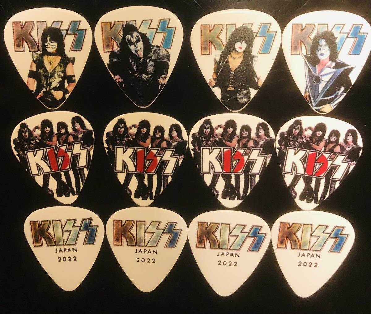 11/30コンサート ピック 非売品 全12種 KISS END OF THE ROAD WORLD