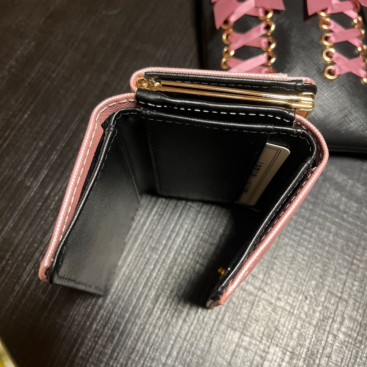 ミニ財布 ＆ 合皮ショルダーポシェット 2個セット ブラック、ピンク