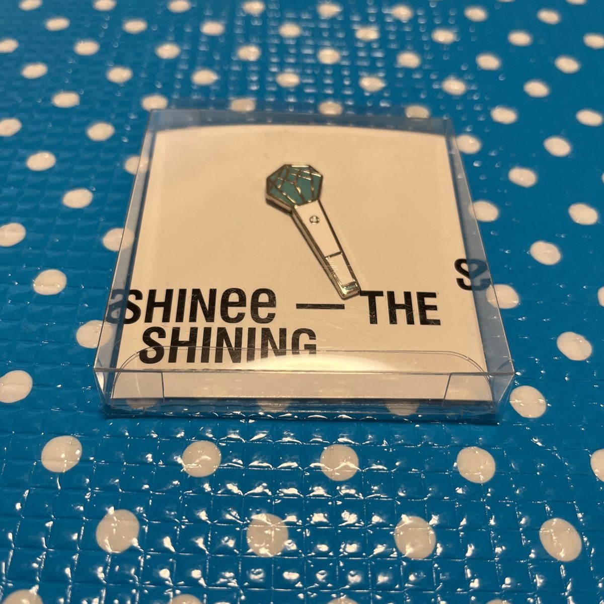 SHINee special fan party THE SHINING★ペンミ 公式 ピンバッジ★オニュ オンユ ジョンヒョン テミン KEY キー ミノ ミンホ★２種 セット