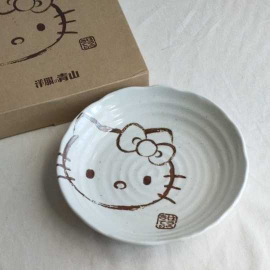 激レア】 ハローキティ ☆ 非売品 ノベルティ AOKI 青木 美濃焼 激レア】 ハローキティ ☆ 非売品 ノベルティ AOKI 青木 美濃焼