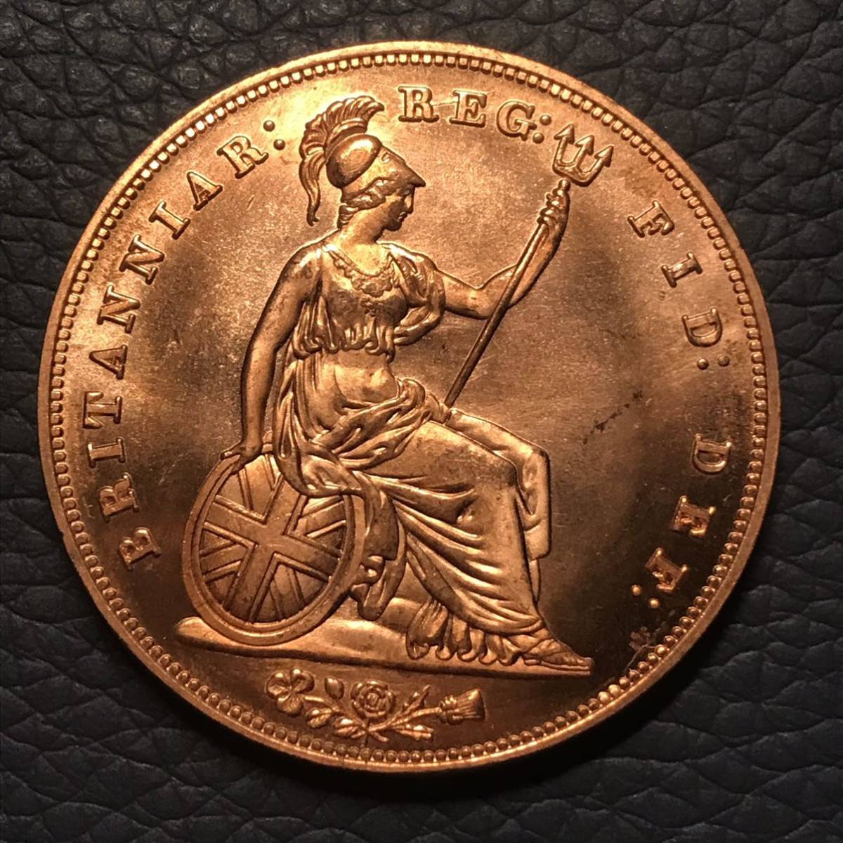 イギリス 銅貨 ヴィクトリア女王肖像 1856年 英国 ヤングヘッド 人物記念 古銭の画像1