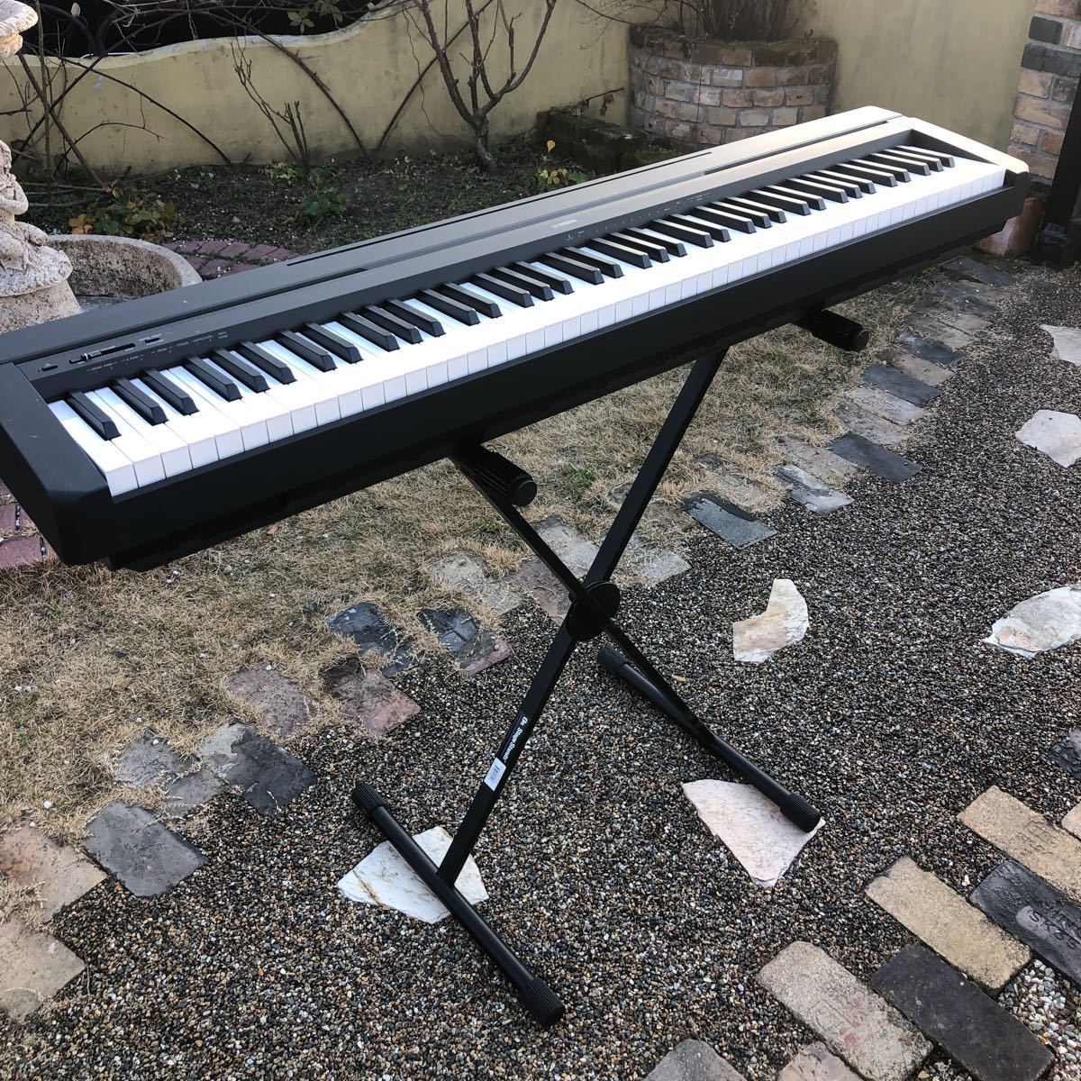 送料込み美品!YAMAHA ヤマハの電子ピアノP-45 www.dinh.dk