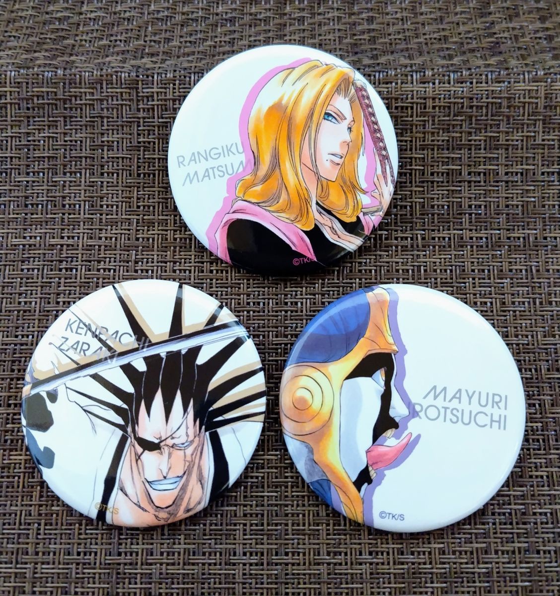 BLEACH 原画展 松本乱菊 更木剣八 涅マユリ オリジナル缶バッジ BLEACH 原画展 松本乱菊 更木剣八 涅マユリ オリジナル缶バッジ
