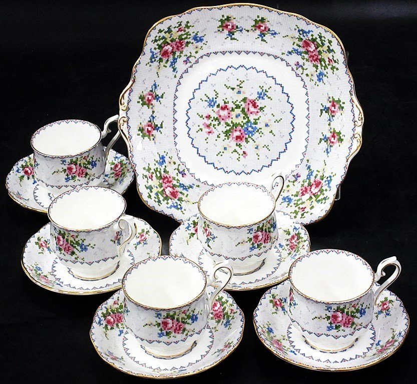 ロイヤルアルバート ROYAL ALBERT プチポワン PETIT POINT カップ&ソーサー プレート 食器 まとめてセット