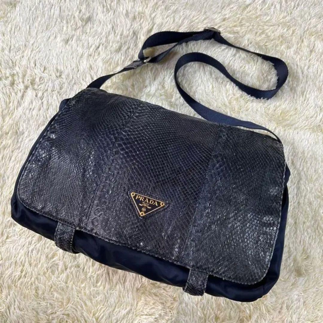 送料無料キャンペーン?】 美品✨プラダ ショルダーバッグ ポシェット