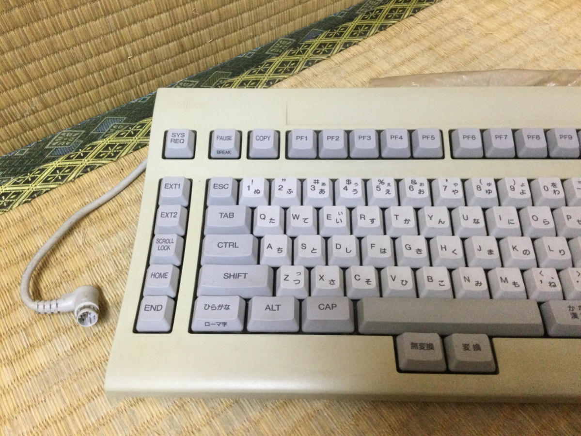 Yahoo!オークション - FUJITSU 富士通 FM TOWNS キーボード FMT Yahoo!オークション - FUJITSU 富士通 FM TOWNS キーボード FMT