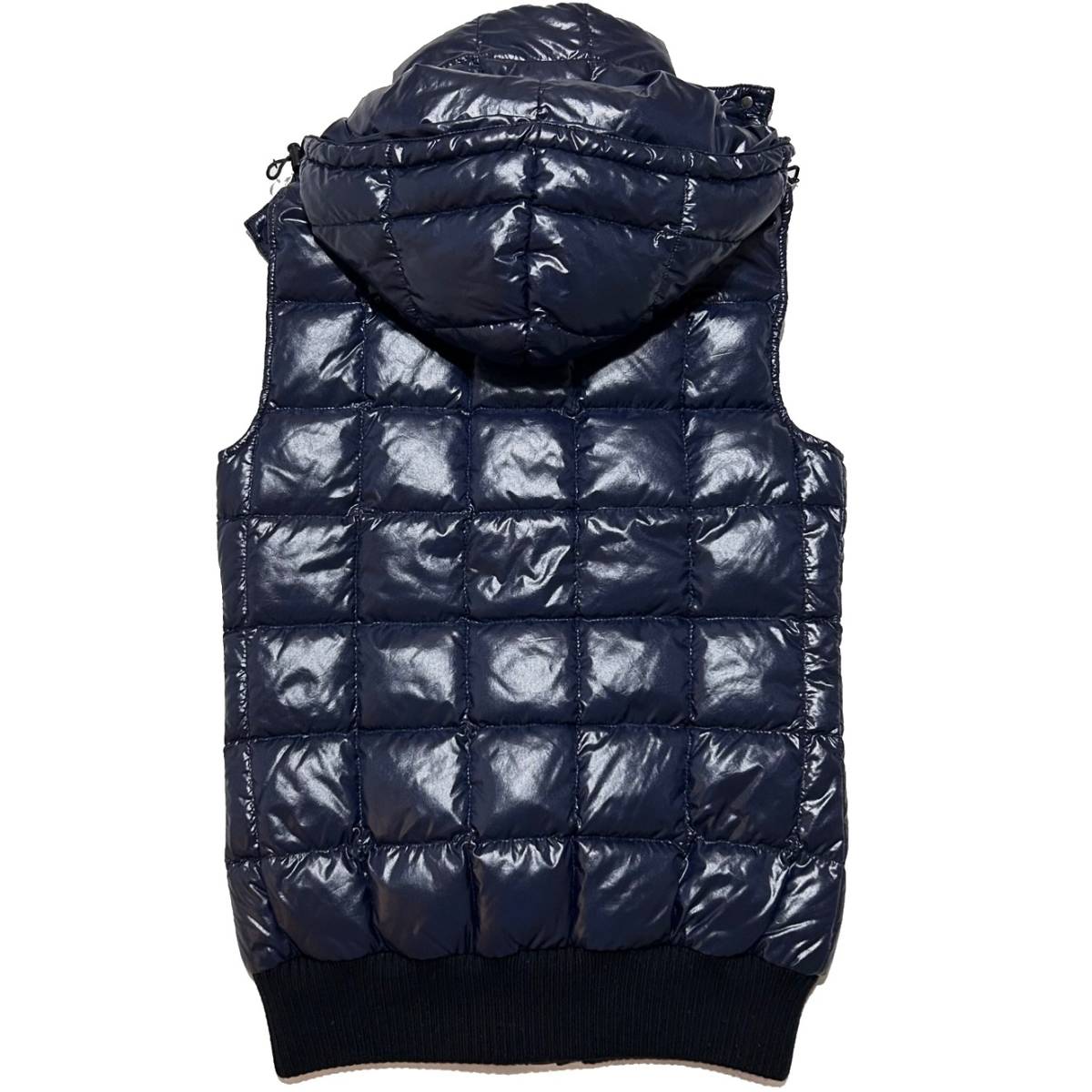 豪華で新しい Mサイズ NYLON LIMONTA vest down hooded squared AKM