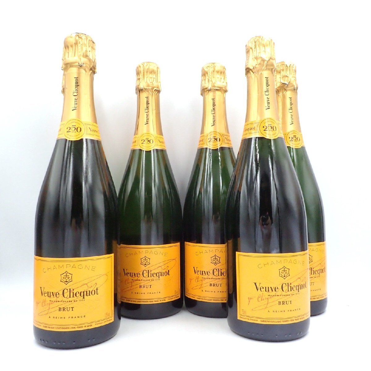 お買い物マラソン限定☆ 3本セット 新品未開栓 Veuve Clicquot BRUT