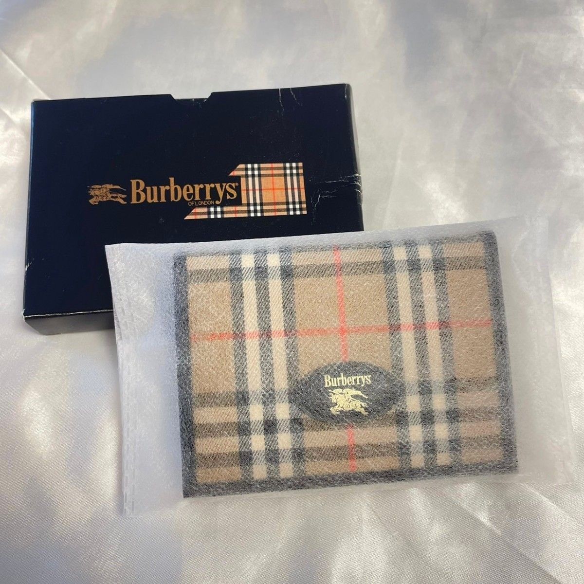 【新品未使用】BURBERRY バーバリー 名刺入れ カードケース パスケース
