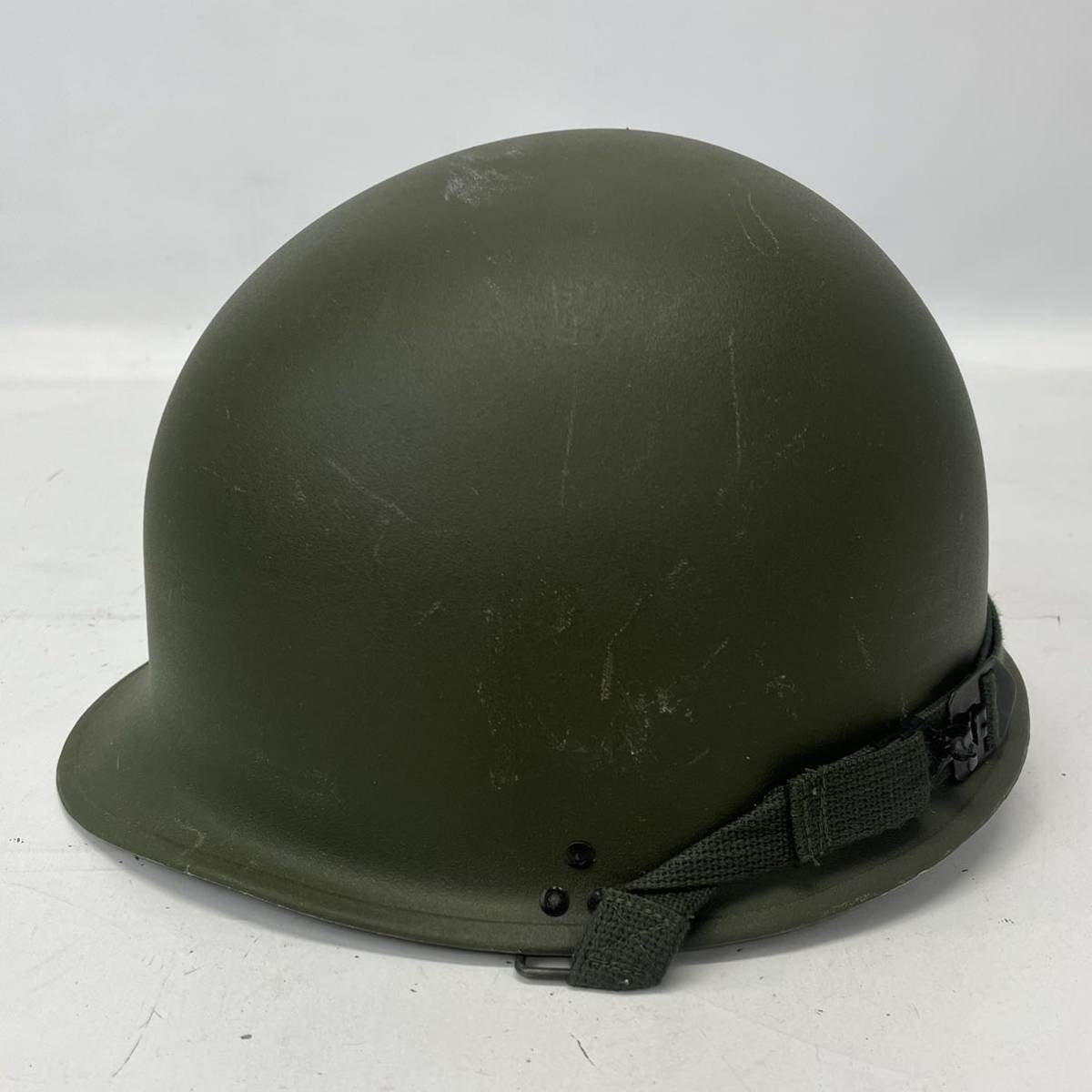 ベトナム戦アメリカ軍実物 M1/2ヘルメット(空挺チンストラップ付き)品