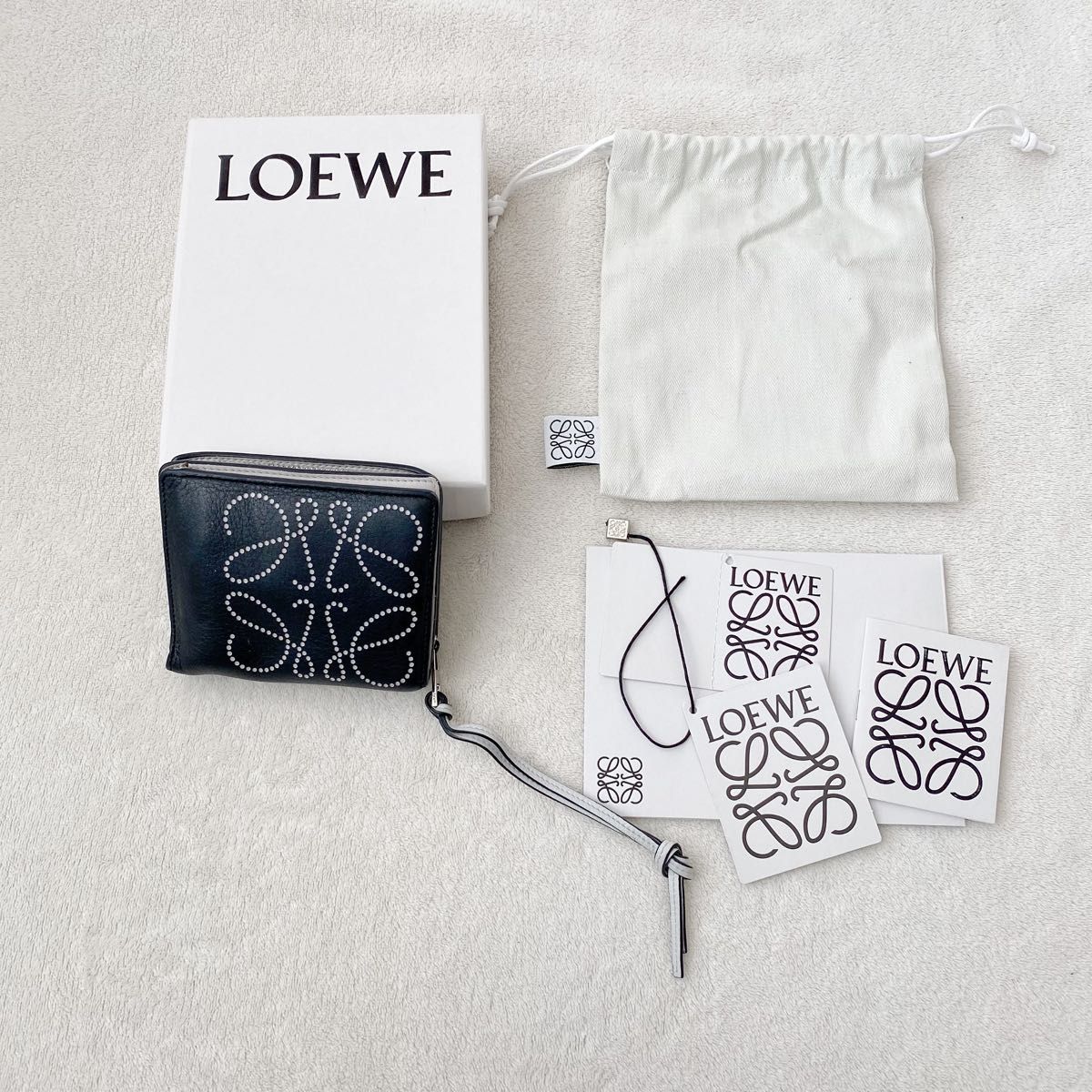 LOEWE ロエベ アナグラム コンパクト ジップ ウォレット 二つ折り財布