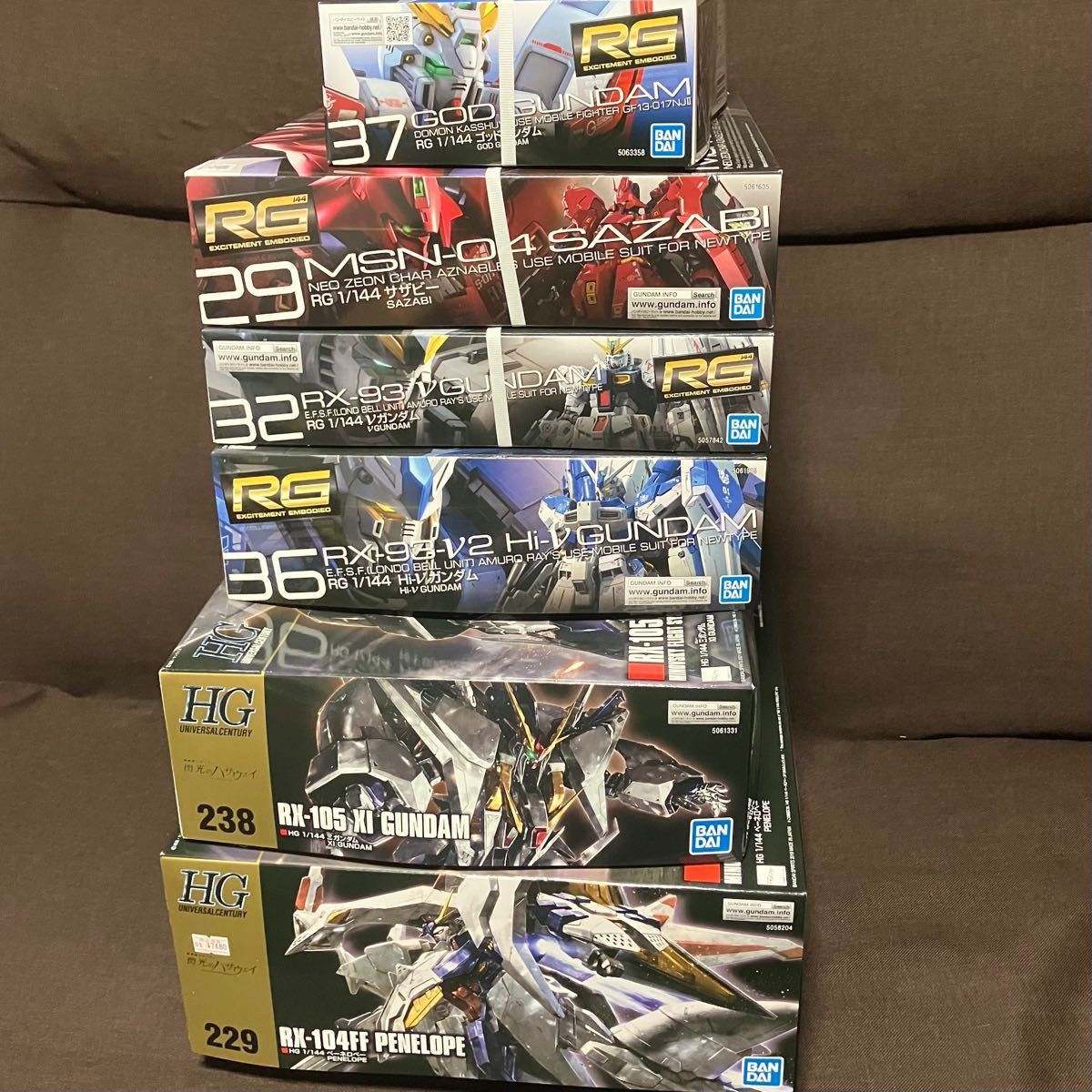 未組立 HGUC クスィーガンダム ペーネロペー RG サザビー & v 未組立 HGUC クスィーガンダム ペーネロペー RG サザビー & v