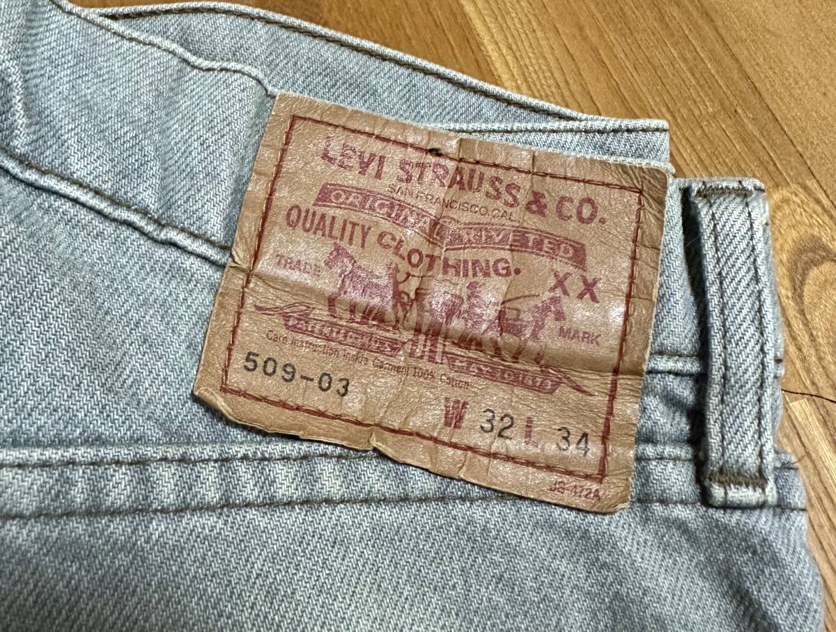 90's VINTAGE Levi's 先染めグレー 初期 日本製 509-03 デニムパンツ ヴィンテージ オリジナル 92年製 古着 W32 L34_画像3