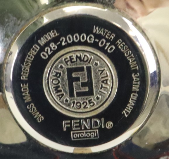 FENDI 2000G フェンディ 腕時計 メンズ クオーツ 純正ベルト 白文字盤 ホワイト ケース付き ブランド 028-2000G-010 008IDGA73_画像10