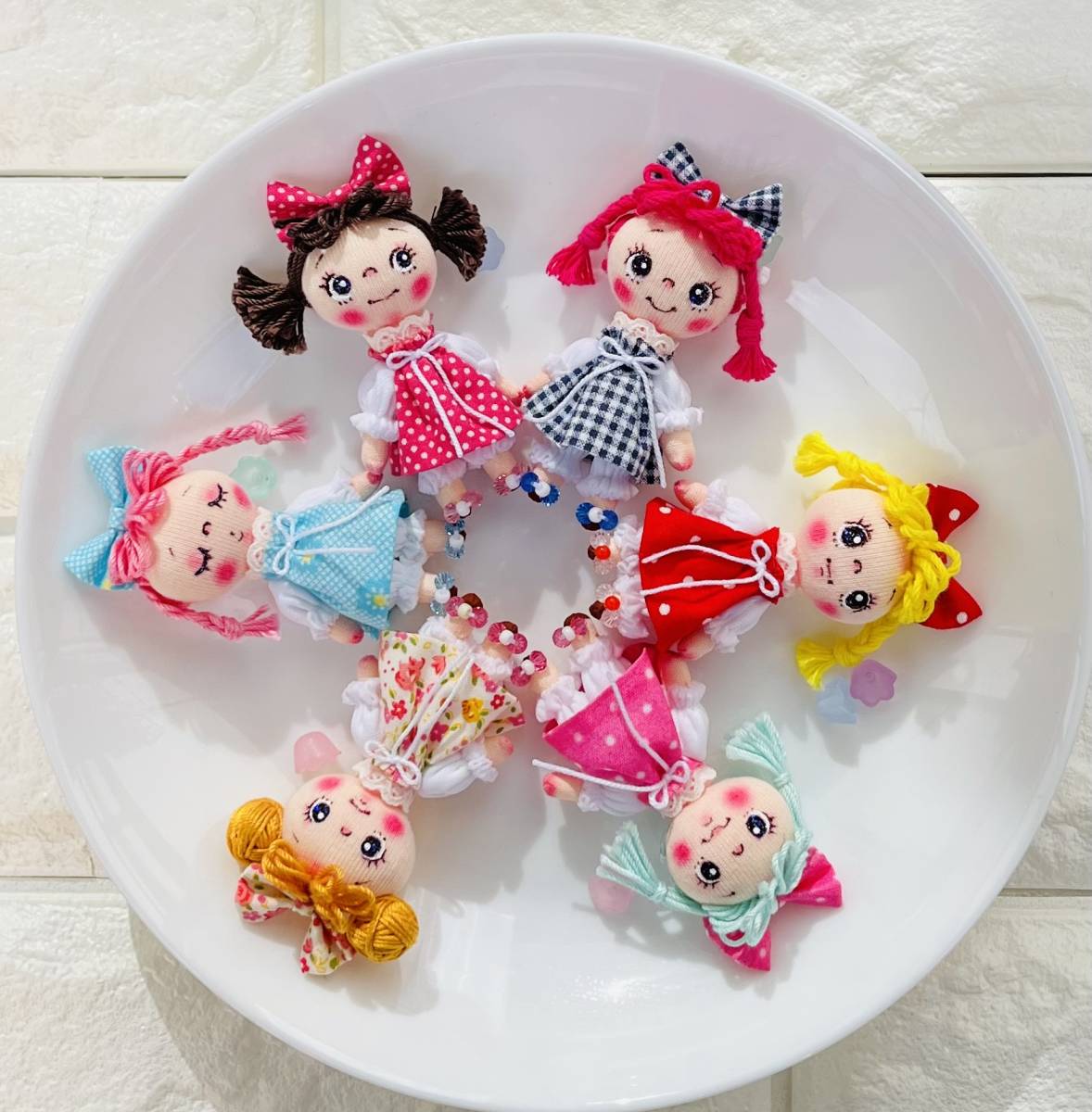 anjidoll☆彡№3☆ぽっちゃりさんの小さなお人形・ミニチュアドール・ドールハウス・布人形・お人形のお人形・手作り人形の画像2
