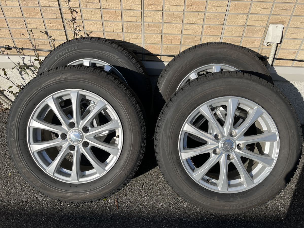 VRX 215/60R16 2019年 4本 ヴェゼルに ブリヂストン　ホンダ　スタッドレス　オデッセイ　_画像1