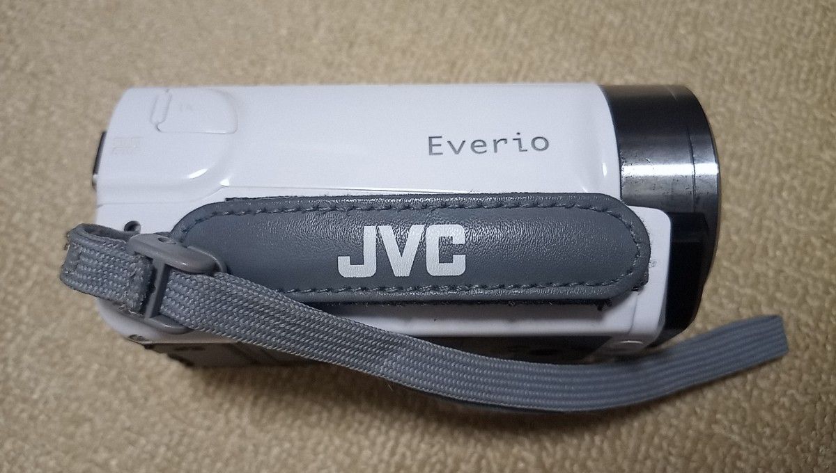 JVC エブリオ デジタルビデオカメラ GZ-E565 修理品 訳あり JVC エブリオ デジタルビデオカメラ GZ-E565 修理品 訳あり