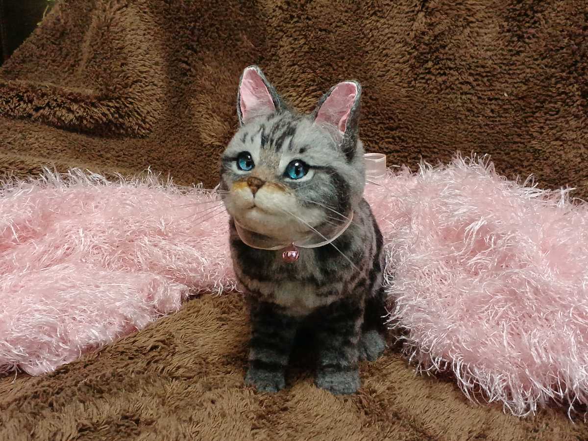 ★銀★ 羊毛フェルト 猫 ハンドメイド　子猫　アメリカンショートヘア　実物子猫サイズ　_画像5