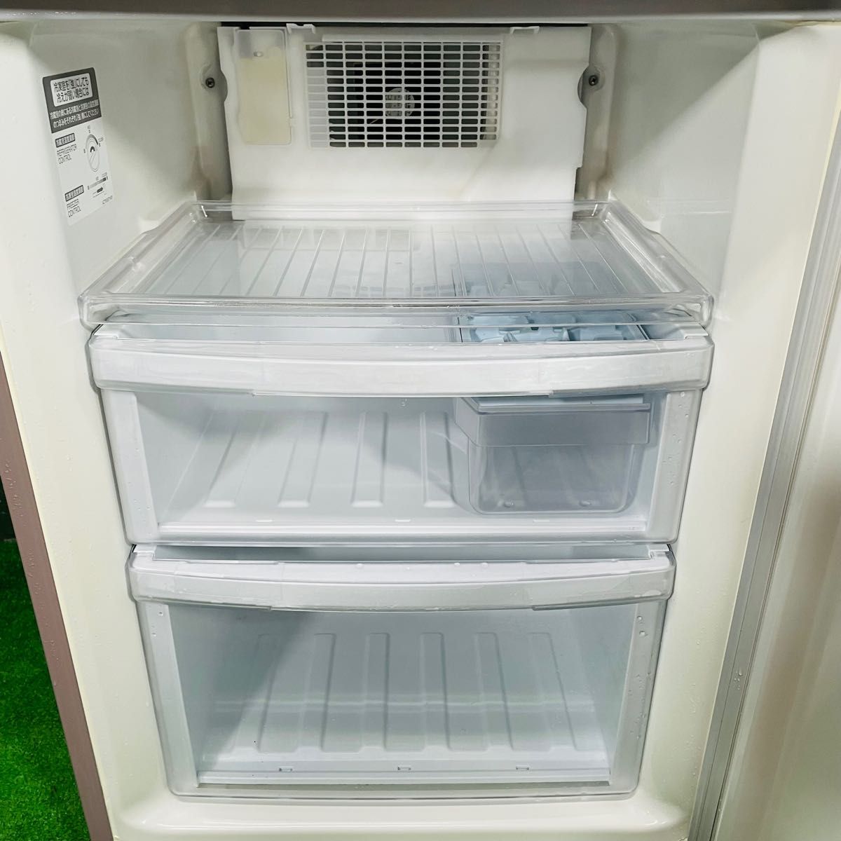 三菱 256L 冷蔵庫 希少カラー 大容量フリーザー ピンク【地域 三菱 256L 冷蔵庫 希少カラー 大容量フリーザー ピンク【地域