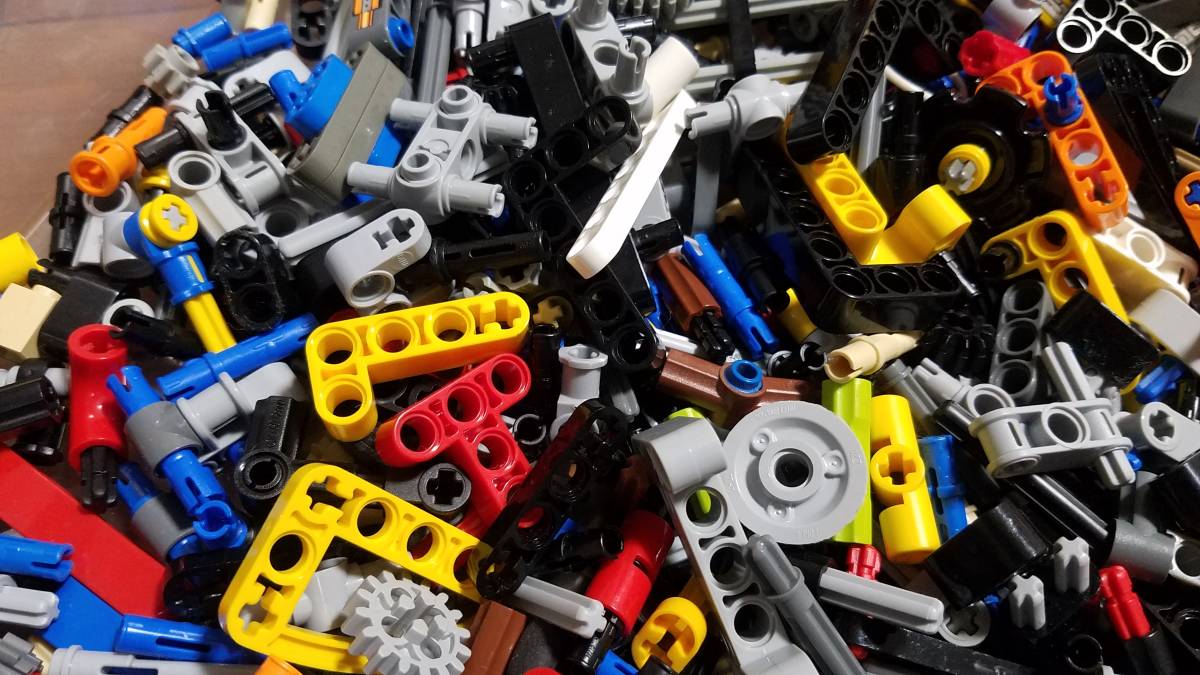 レゴ テクニック 細かなパーツ 500ｇ以上 バラ 大量 ギア ペグ コネクタ 軸 リフトアーム 接続パーツ 大量出品 同梱可能 正規品 LEGOの画像2