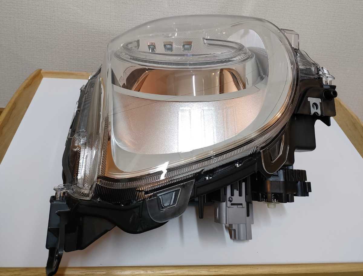 新品未使用) ムーヴキャンバス 純正 LED ヘッドライト 右 運転席側