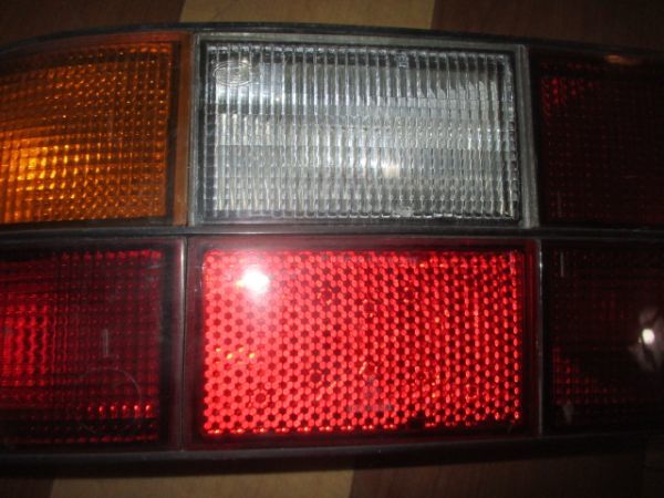 # Porsche 944 tail lamp left used 477945213 477945285 parts taking equipped tail light rear backing lamp 924 944S2 944 turbo 951#