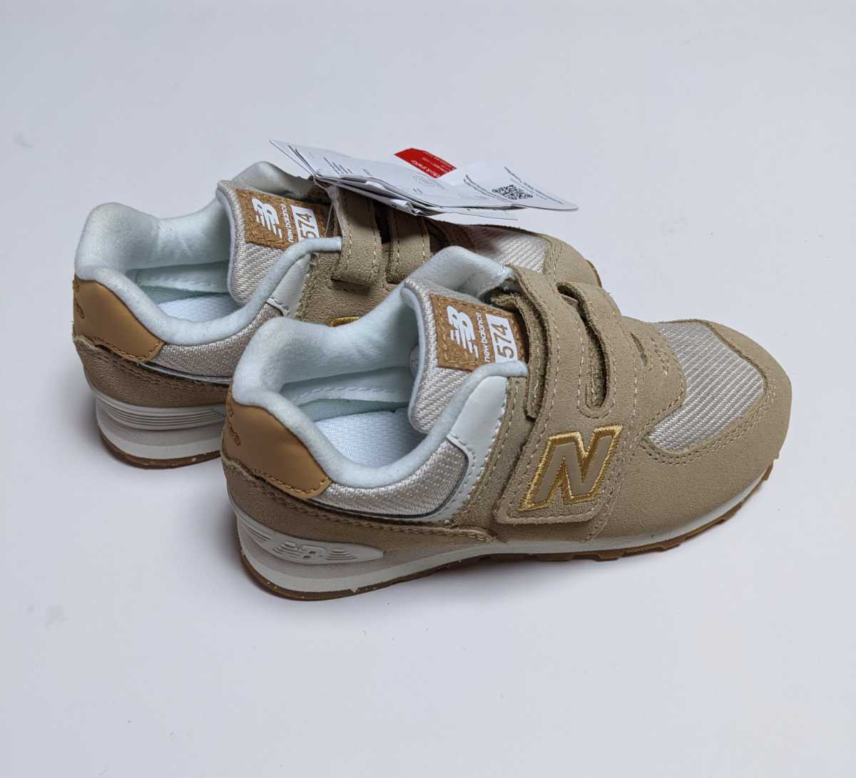 M2-423【訳あり品　お買い得！】◆new balance　スニーカー IV574　16.5cm　ベージュ◎箱無し・タグに折れ傷有り_画像3