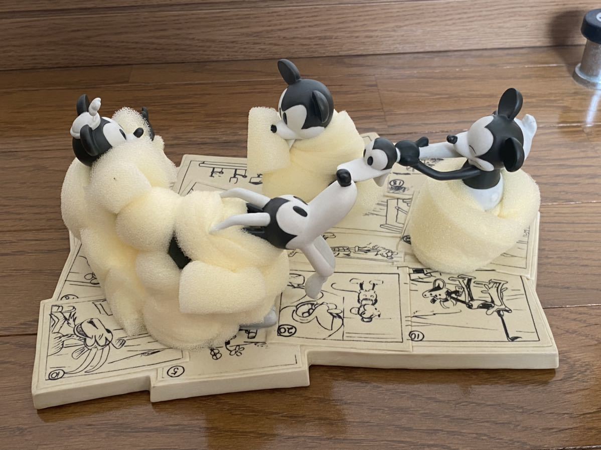 ディズニー Steam boat Willie ミッキー 限定フィギュア - ミッキーマウス ディズニー Steam boat Willie ミッキー 限定フィギュア - ミッキーマウス