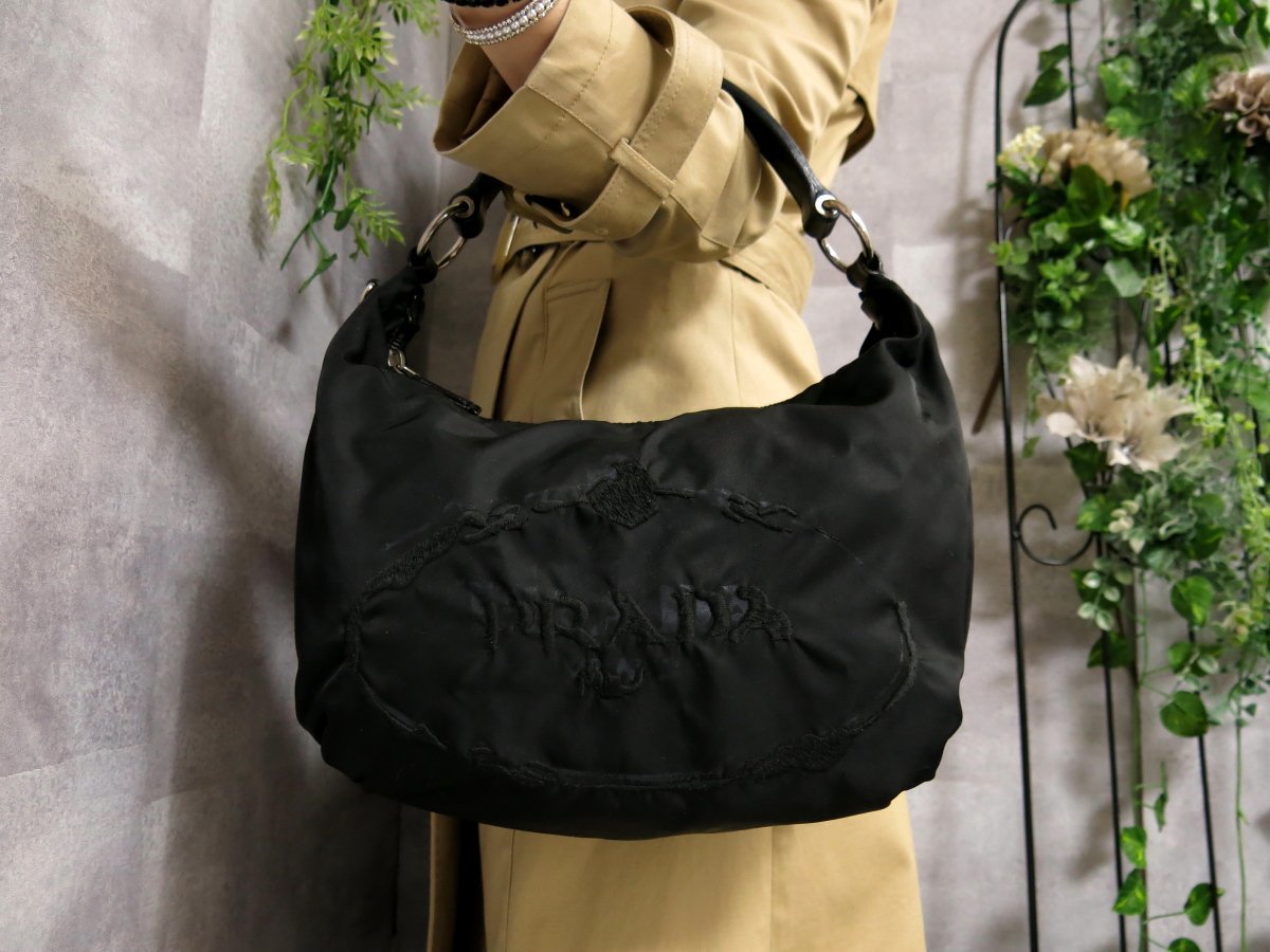 PRADA/プラダ/ショルダーバッグ/ナイロン/刺繍ロゴ/レザー/ハンドバッグ-