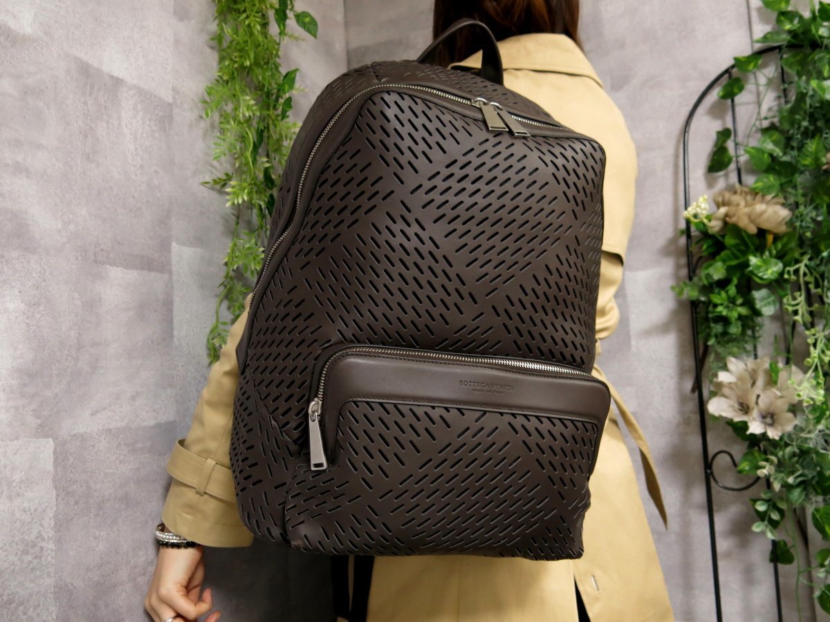 りますがご ○未使用○BOTTEGA VENETA ボッテガ ヴェネタ○パーフォ