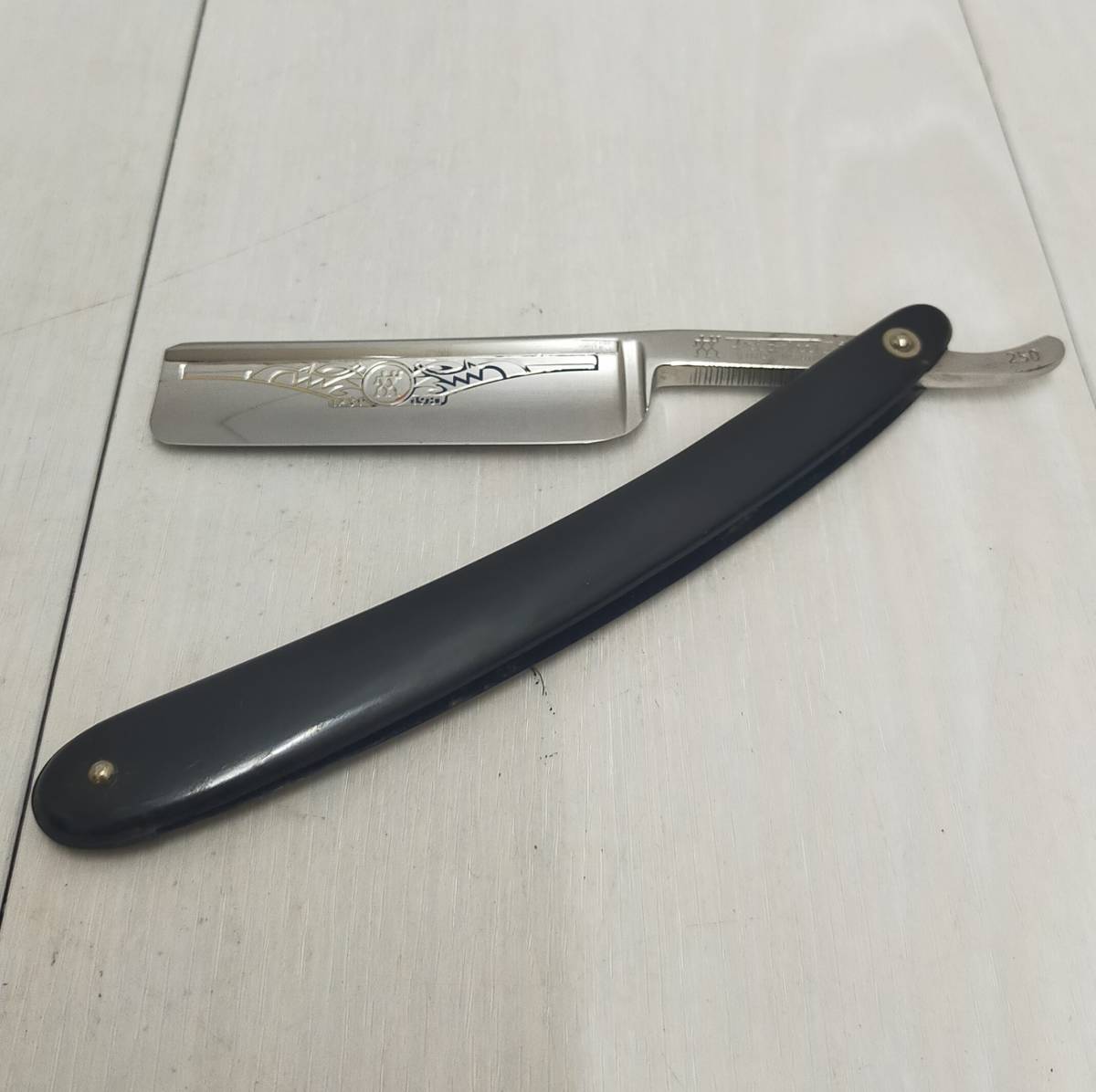 J.A HENCKELS SOLINGEN カミソリ-