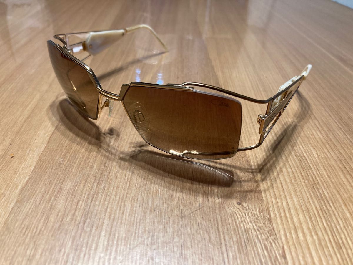 ブランド:cazal/カザール品番:MOD.931 COL.356