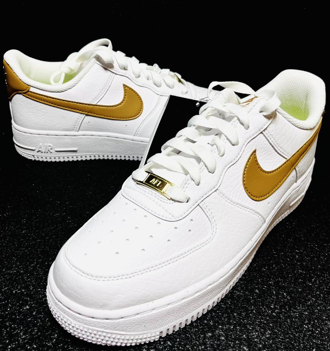 新品 NIKE エアフォース1 アイボリー×ゴールド 28.5cm-