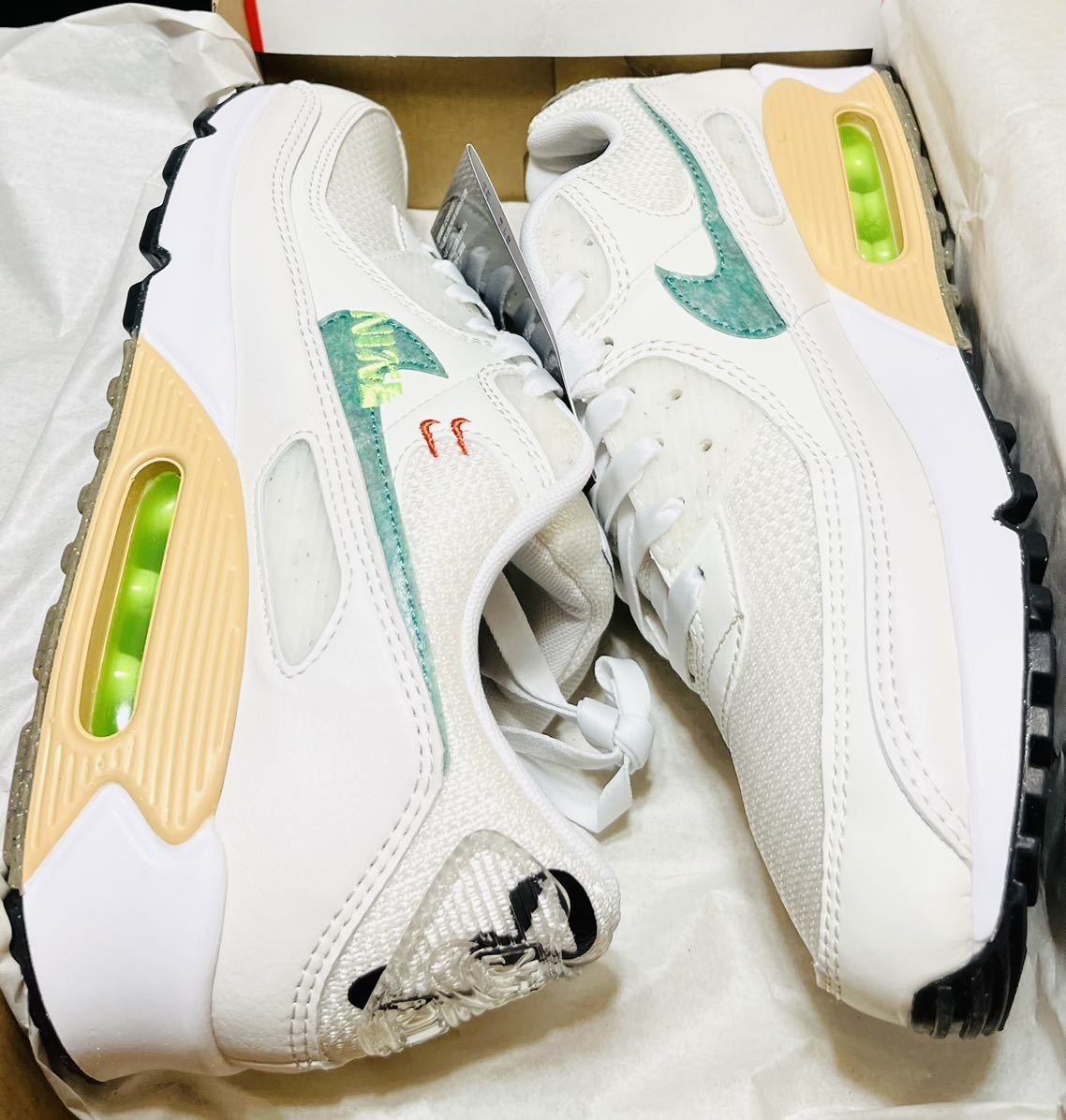 ☆送料込■新品27.5cm■ナイキ エア マックス90 SE AIR MAX 90 SE サミットホワイト/ファントム/グリーン WMNS