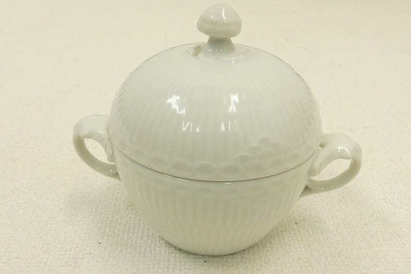 メール便送料無料対応可】 ロイヤルコペンハーゲンティーポッドと