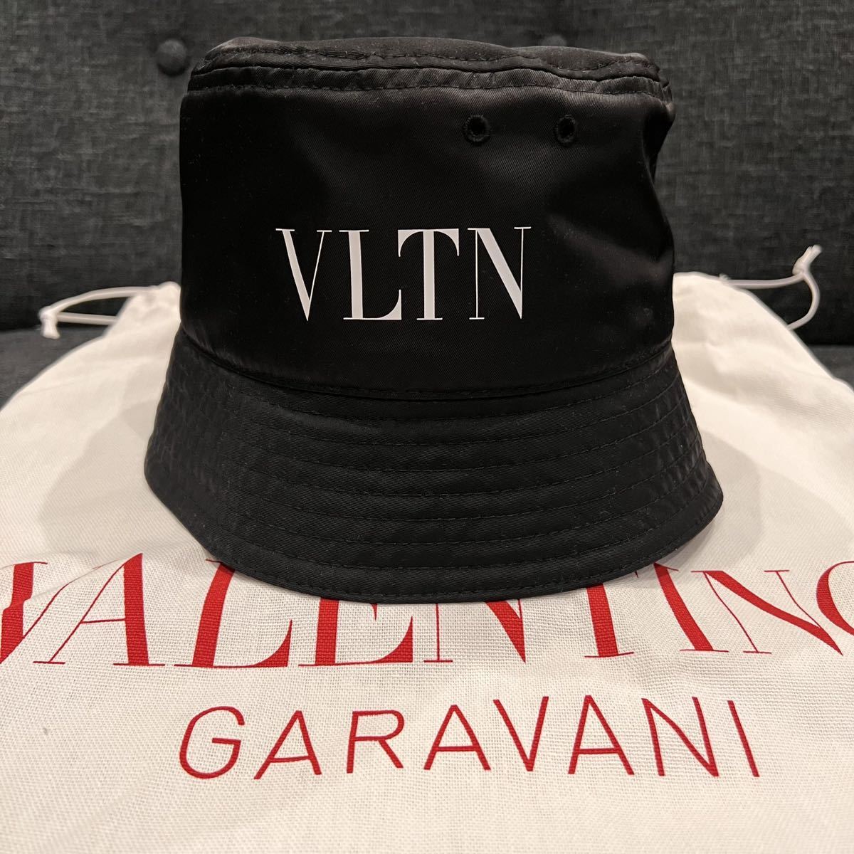 Valentino garavani ヴァレンティノ プリントロゴ ハット-