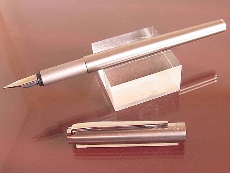 熱販売 【1,970年代】 モンブラン ノブレス 万年筆 スチール ニブ 即決