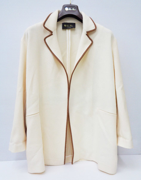 桜の花びら(厚みあり) ☆Loro Piana ロロピアーナ☆レディース