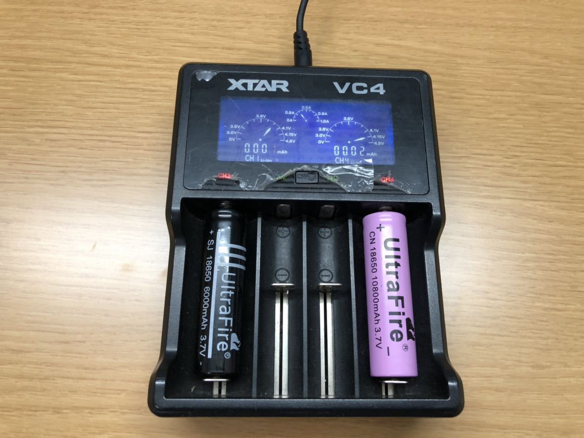 XTAR VC4 リチウムイオン 充電器 ジャンク 18650 10440 14500 単3 単4等 イタズラ入札により再出品_画像1