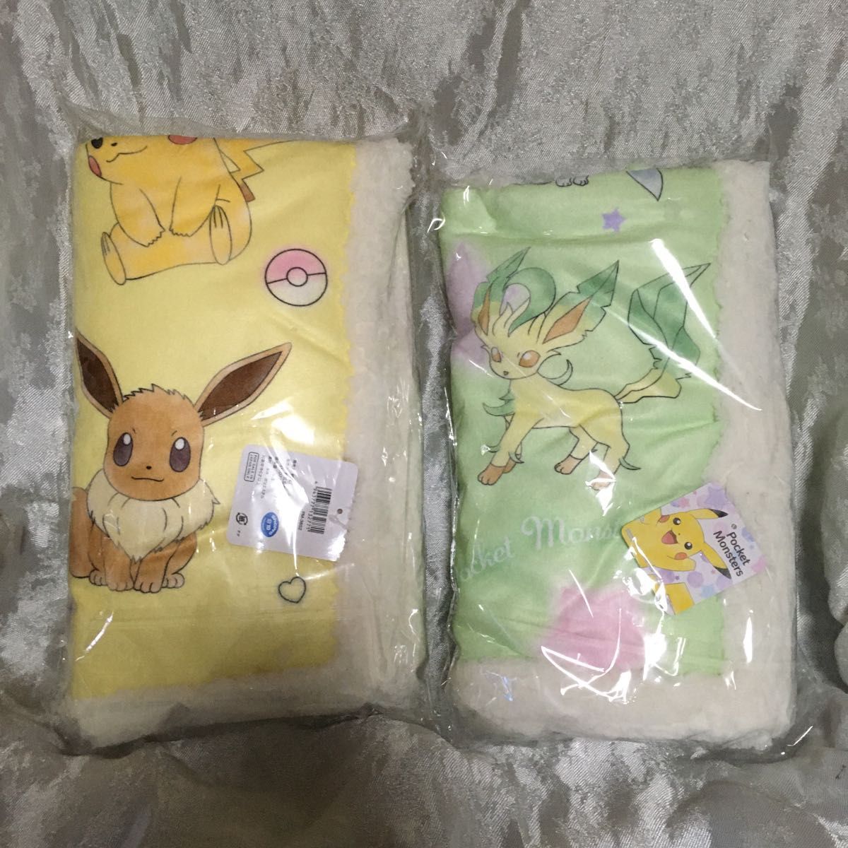 ポケットモンスター　ボア　ブランケット　　2種セット　新品未開封　非売品　ピカチュウ　イーブイ